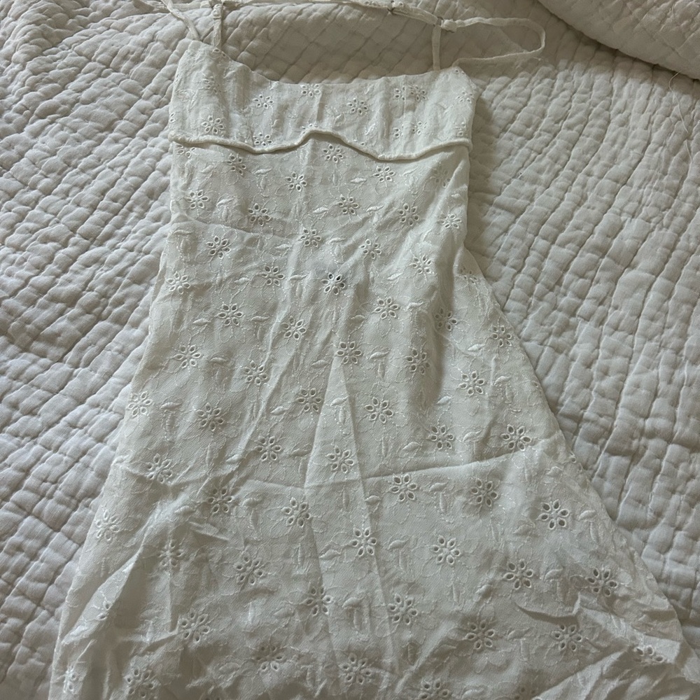 Elegant White Mini Dress